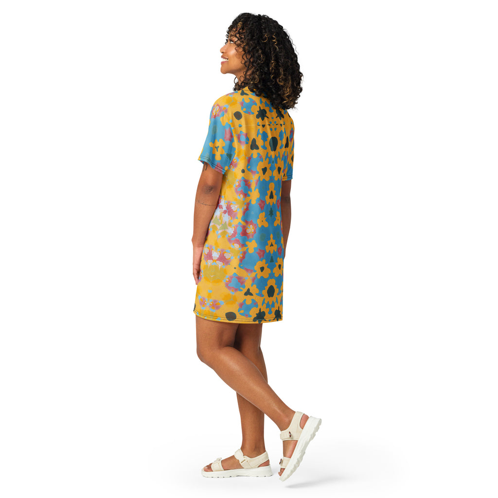 T-shirt dress - fun and light